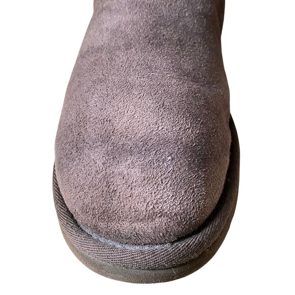 Authentic UGG Australia Classic Tall 5815 Boots - Chestnut - US 8 - Preowned - Picture 13 of 13